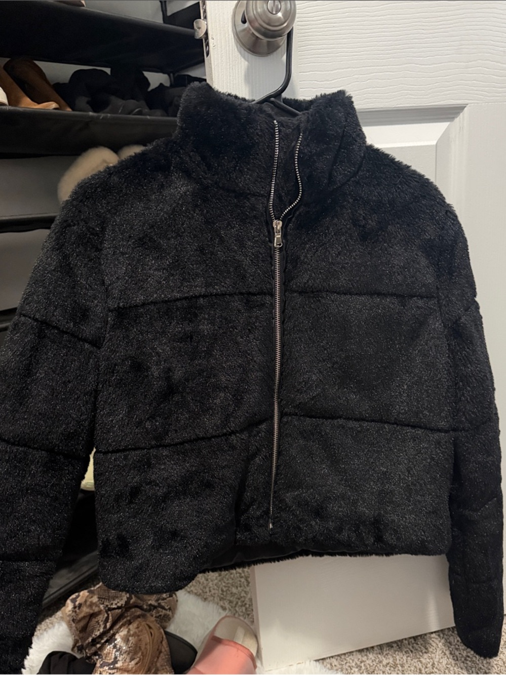 Tiger Mist Black Faux Fur Cropped Puffer Jacket